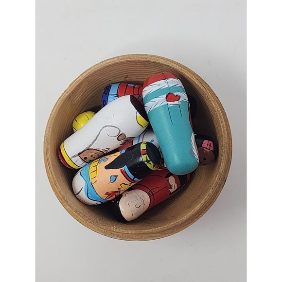 Vintage Oriental Trading Wooden Globe With 8 Multicultural Small Wooden Children - Picture 15 of 15